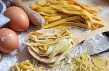 Pasta-making class, wine tasting and dinner in Frascati