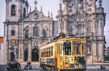 Porto full-day private tour on a tuk-tuk
