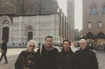 Half-day private and personalized walking tour of Bologna