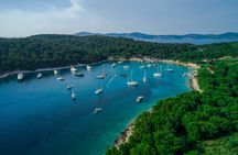 Blue Cave and islands tour from Split on luxury boat