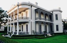 Garden District and Lafayette Cemetery walking tour