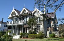 Garden District and Lafayette Cemetery walking tour
