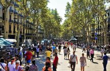 Night tapas walking tour in Barcelona Modernist Area with dinner