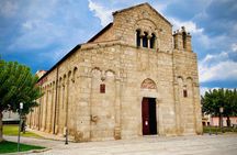 30-Minute Tuk-Tuk Tour of Olbia