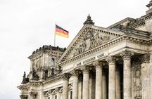 Kickstart private and personalized walking tour of Berlin