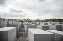 Kickstart private and personalized walking tour of Berlin