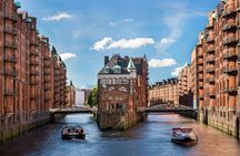 Half-day private and personalized walking tour of Hamburg