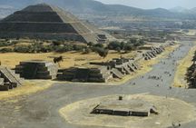 Mexico City Historic Center, Pyramids of Teotihuacán and Drink Tasting