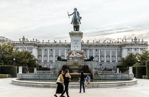 Enjoy a personalized half-day tour in Madrid with a local