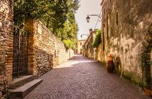 Arquà Petrarca Medieval Village Guided Tour from Padua