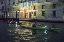 Kayak Experience in Venice at Night