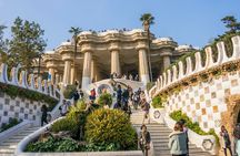 Guided tour of Sagrada Familia and park Güell
