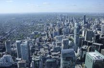 Private kickstart Toronto walking tour with local guide