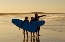 Surfing lesson for beginners at Broadbeach at Kurrawa Surf Club car park
