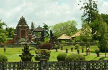 Royal temple, Beratan lake and Tanah Lot sunset private tour