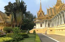 Full-day Phnom Penh private city tour