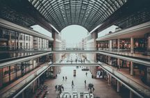 Berlin Instagram photo experience with a private local