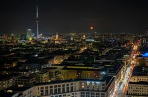 Berlin Instagram photo experience with a private local