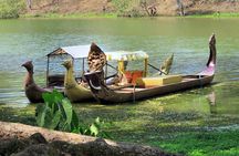 Gondola paddle boat one hour private sunset tour with champagne and canapes in Siem Reap
