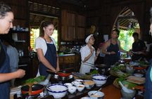 Join-in Cambodian cooking class half-day experience