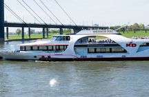 Panorama river boat cruise in Düsseldorf