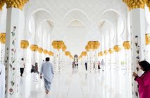 Abu Dhabi Mosque and Warner Bros tour from Dubai