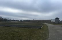 Sachsenhausen Concentration Camp Tour by Private Vehicle