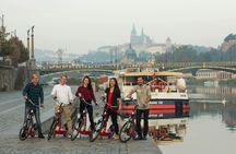 Private e-scooter viewpoints tour of Prague with pickup