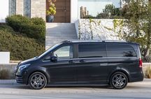 Private transfer to Disneyland Paris in a luxury Minivan