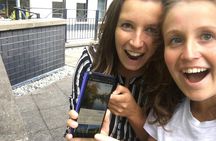 Self guided tour with interactive city game of Seville