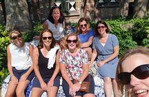 Self guided tour with interactive city game of Valencia