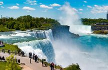 Niagara Falls small-group walking tour