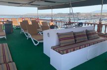 Snorkeling in Fujairah Dibba full-day tour by Dhow from Ajman