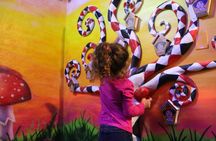 Alice in Wonderland escape room game in Philadelphia