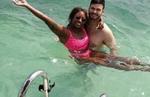 Private sandbar Tiki Bar cruise in Key West