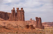 Arches National Park Self-Guided Driving Tour in Moab