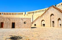 Private tour to Nizwa and to the oasis of Birkat Al Mouz from Muscat with lunch