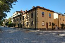 Walking tour past hidden and forgotten houses in Uppsala