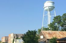 'Where The Walking Dead Lives' tour of Woodbury and Alexandria