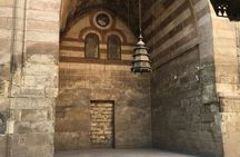 Historic Cairo tour with Al-Muizz Street, Al-Azhar Mosque and Khan El Khalil Bazar