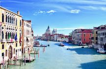 Private guided gondola ride on Venice's Grand Canal