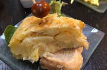 Malaga Market Tapas & Drinks Tour with a Local