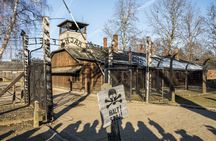 Auschwitz-Birkenau Memorial Museum with pickup from Krakow