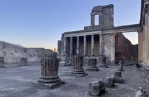 Pompeii small-group tour from afternoon to sunset