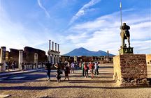 Pompeii small-group tour from the Forum to Via dell'Abbondanza