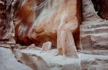 Private transfer from Aqaba to Petra