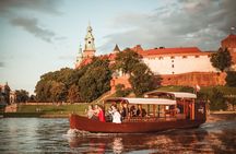Krakow 1-hour traditional gondola sightseeing Vistula river cruise