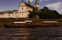 Krakow 1-hour traditional gondola sightseeing Vistula river cruise