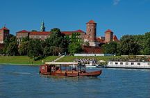 Krakow 1-hour traditional gondola sightseeing Vistula river cruise