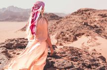 Private Wadi Rum sunset jeep tour from Aqaba